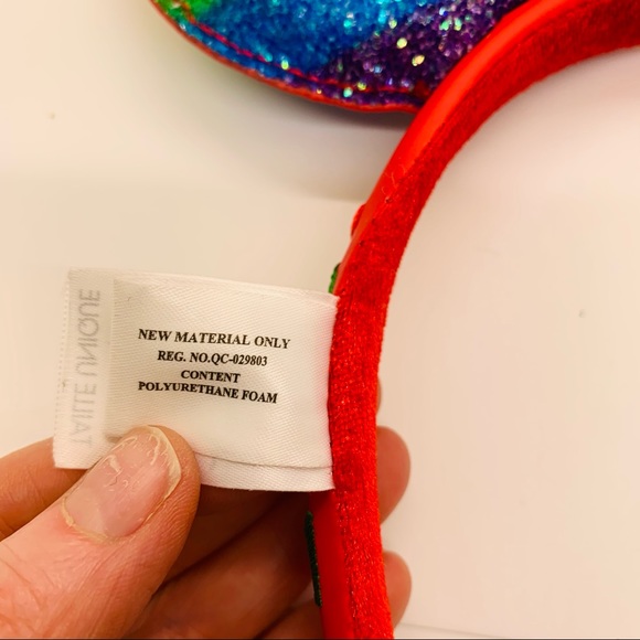 NWT Disney Ears Rainbow 🌈 Limited Edition - Picture 4 of 10